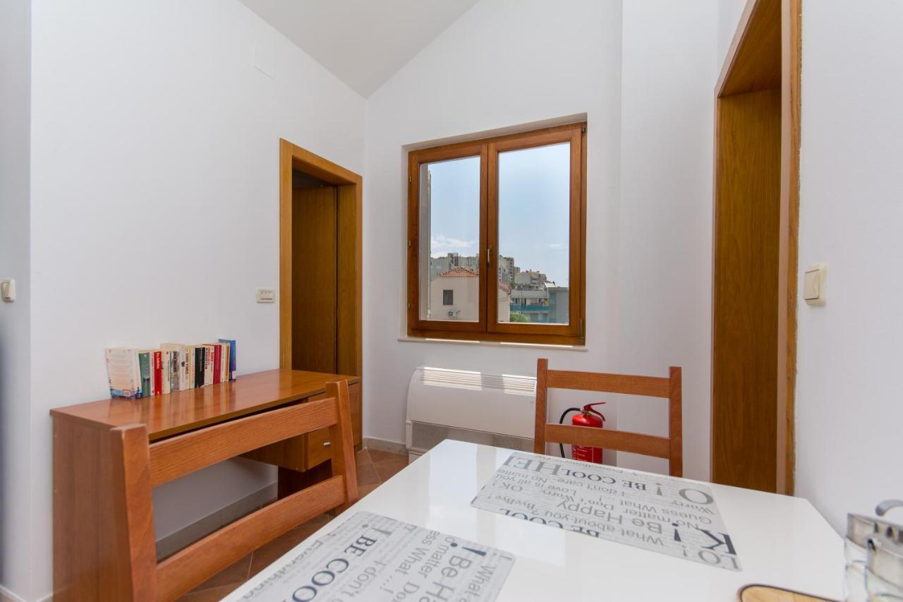 Modern Apartment With Sea View دوبروفينك المظهر الخارجي الصورة